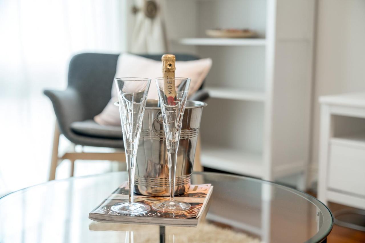 لندن Crossharbour Canary Wharf 2 Bed Duplex Apartment المظهر الخارجي الصورة