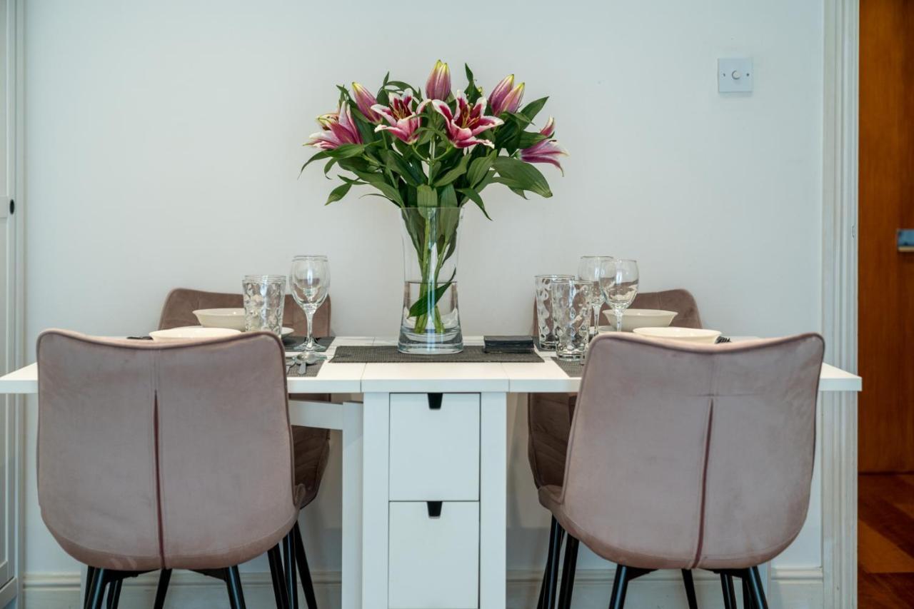 لندن Crossharbour Canary Wharf 2 Bed Duplex Apartment المظهر الخارجي الصورة